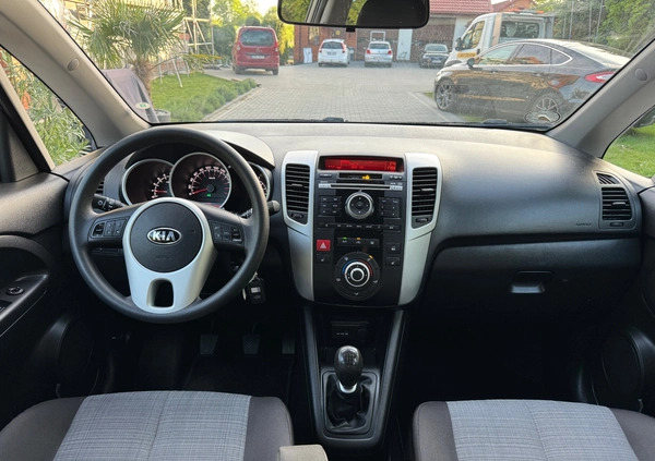 Kia Venga cena 25900 przebieg: 194000, rok produkcji 2013 z Czersk małe 326